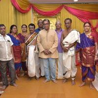 Producer TR Selvam Daughter Kiruthika Wedding Photos