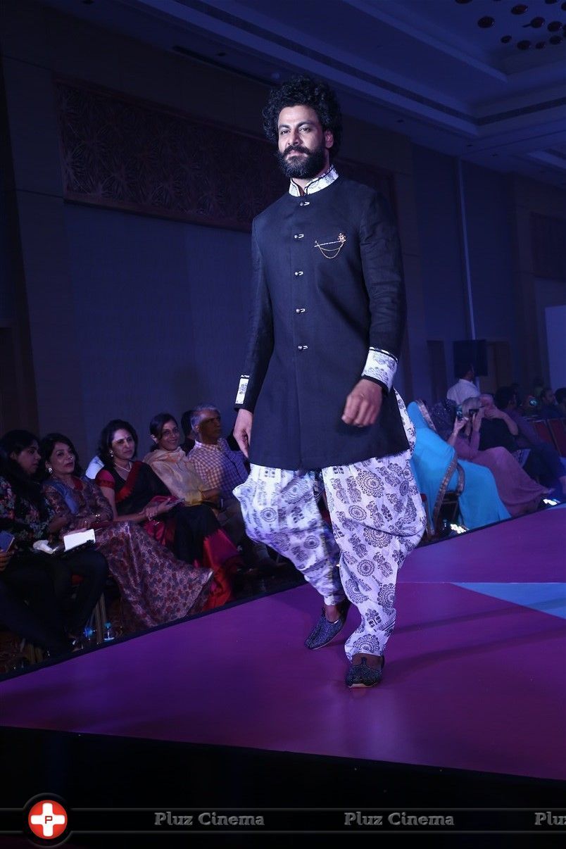 Men's Trends 16 Fashion Show Pictures | Picture 1439205