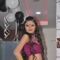 Madhurima launches Looks Salon Photos