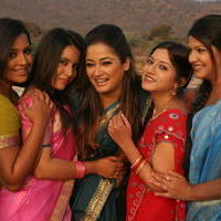 Baja Bhajantreelu Movie Hot Stills | Picture 598492
