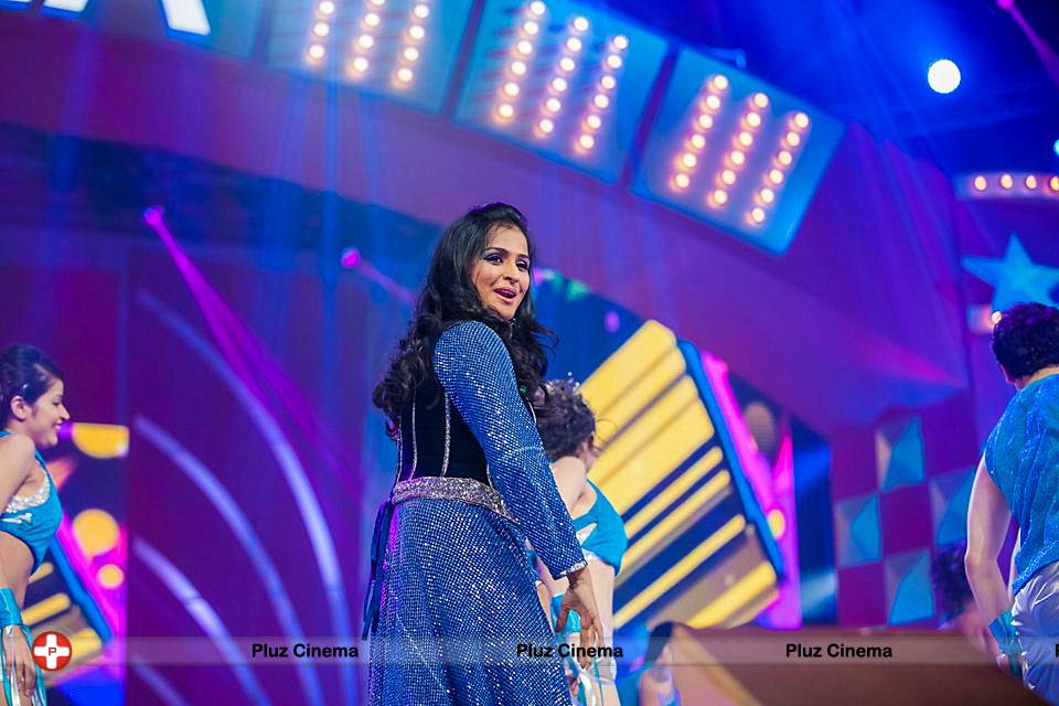 Celebs at SIIMA Awards 2013 Photos | Picture 571773