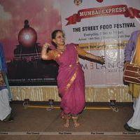 Madhavi Latha at Mumbai Express Food Festival 2013 Photos | Picture 571566