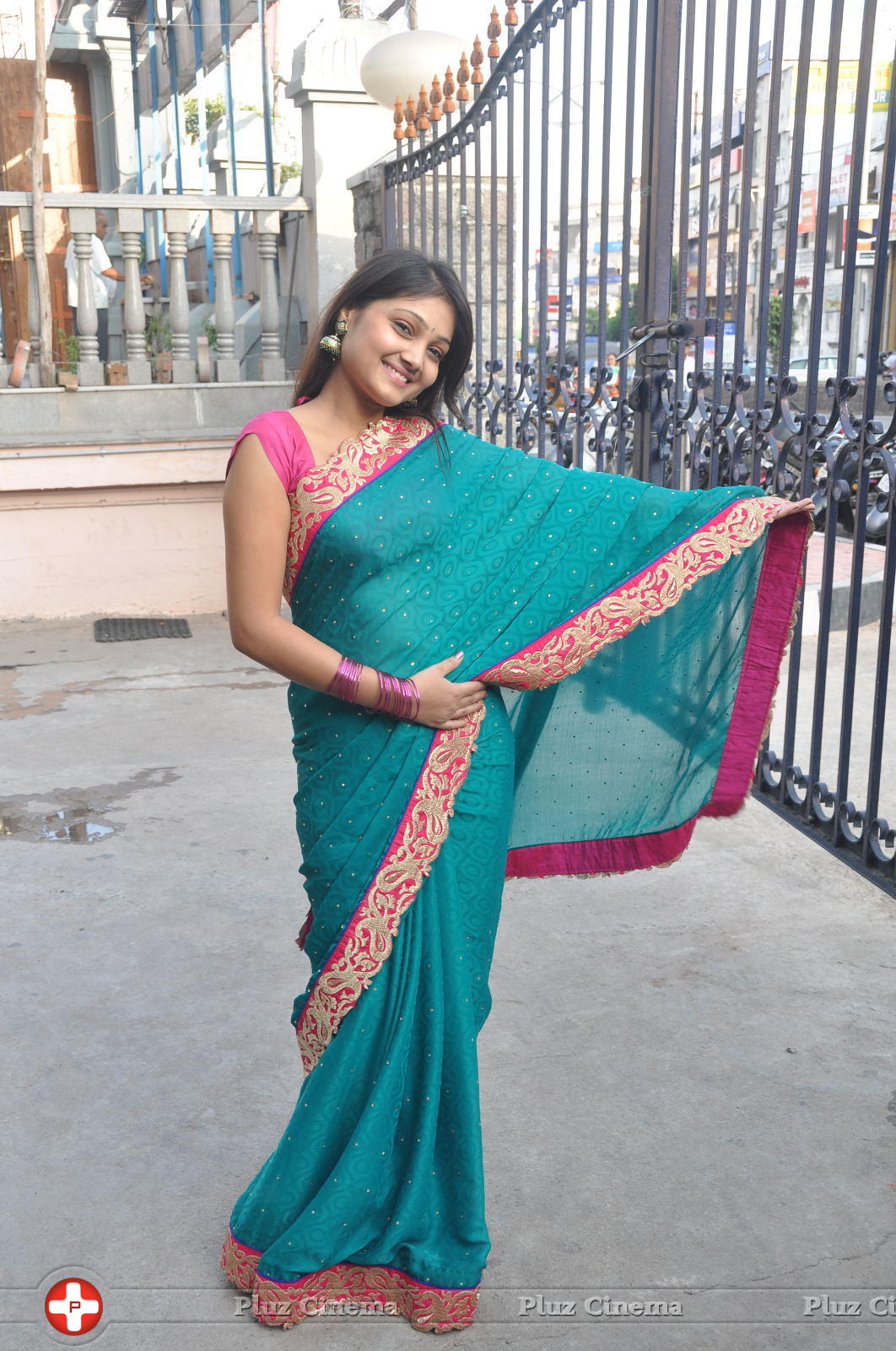 Priyanka Rao - Priyanka Rao Launches Silk of India Exhibition Photos | Picture 581399
