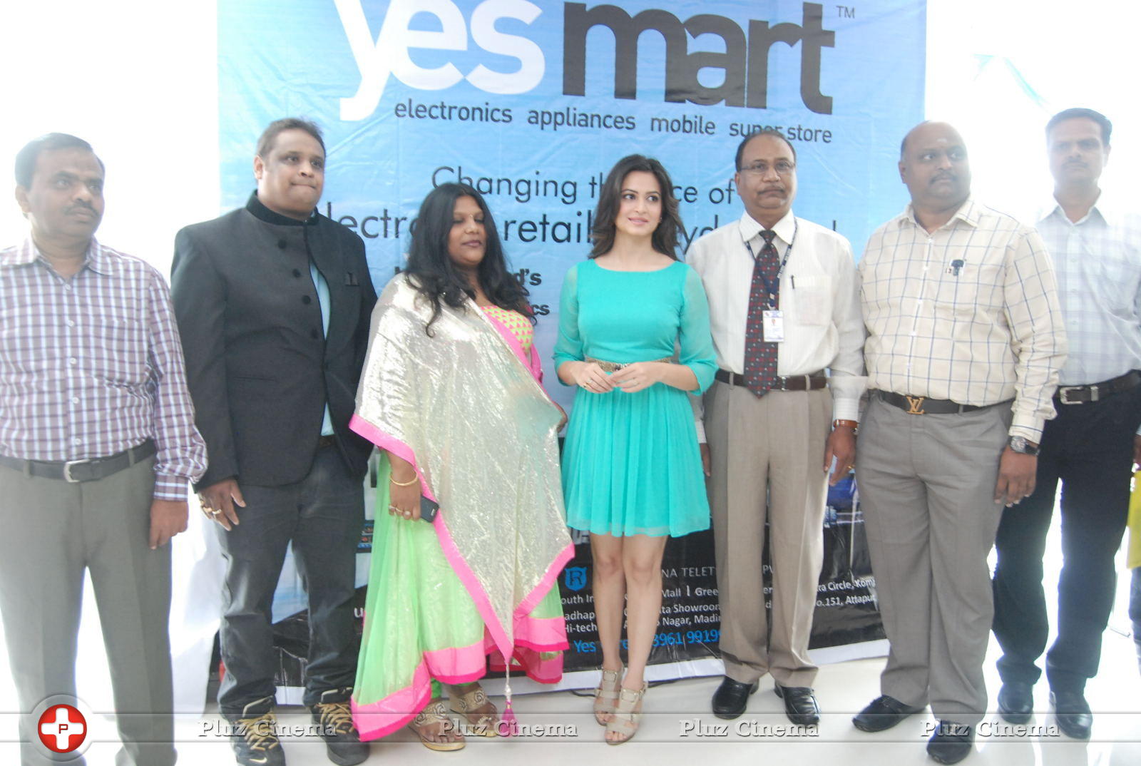 Kriti Kharbanda launches Yesmart at kompally photos | Picture 589909