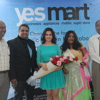 Kriti Kharbanda launches Yesmart at kompally photos | Picture 589934