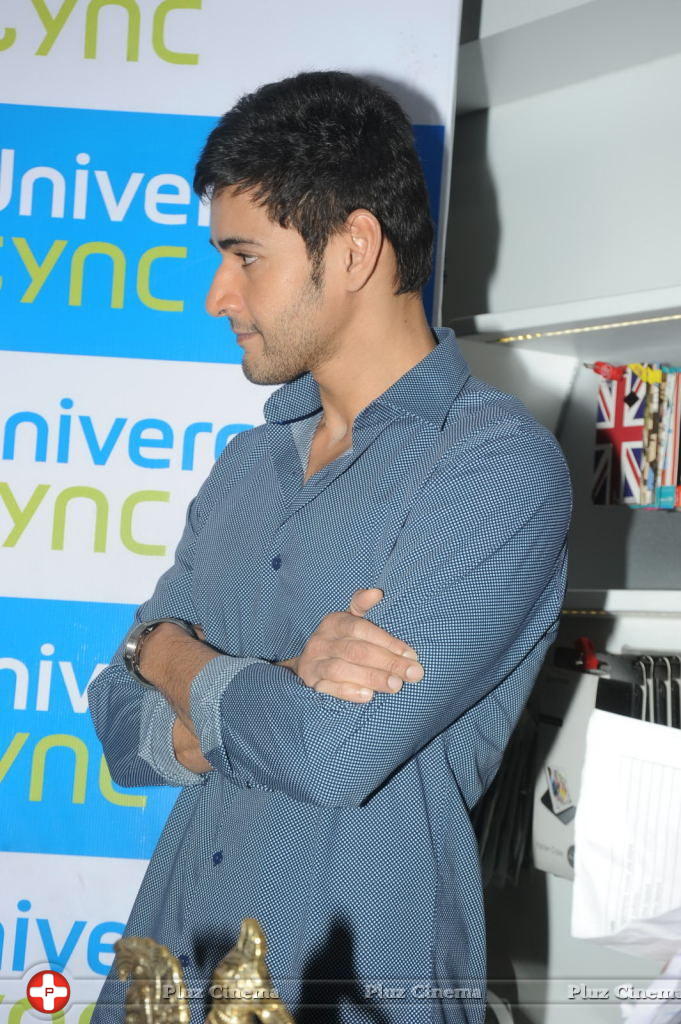 Mahesh Babu Launches Univercell Sync Mobile Store Photos | Picture 696509