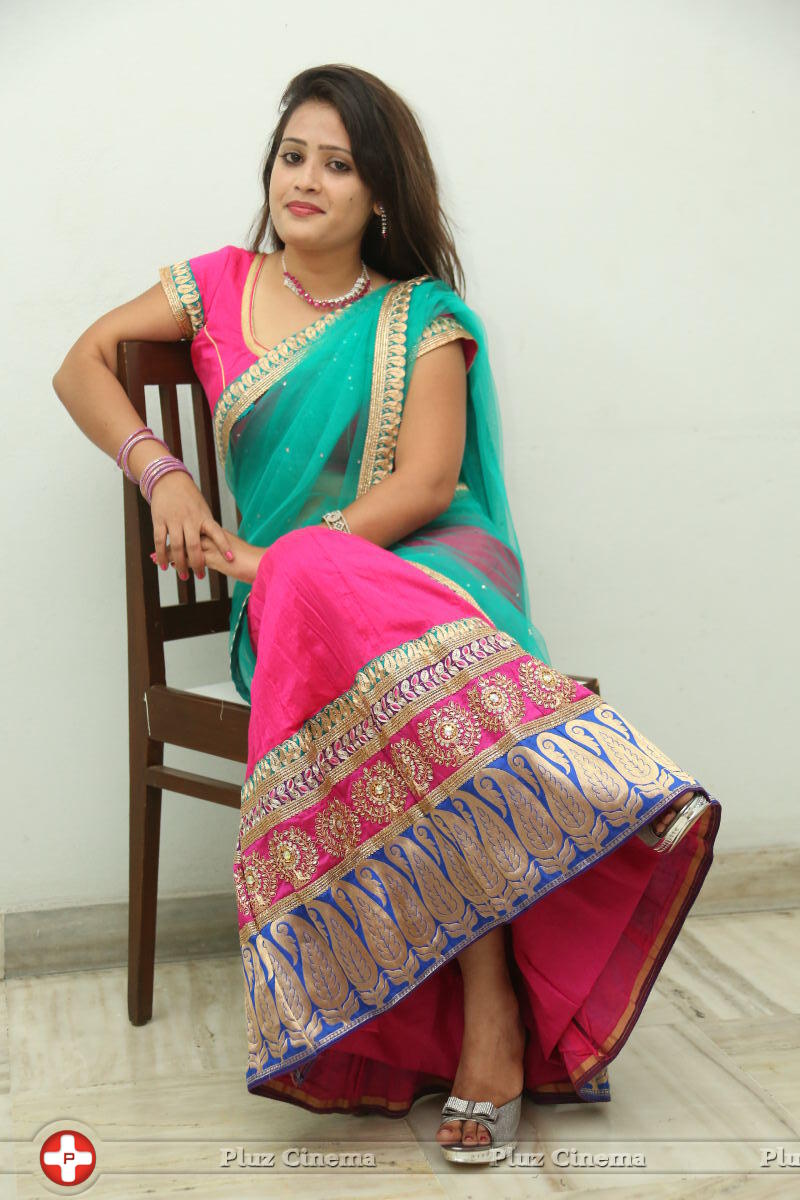 Anusha Hot at Eka Aata Naade Audio Launch Photos | Picture 879476