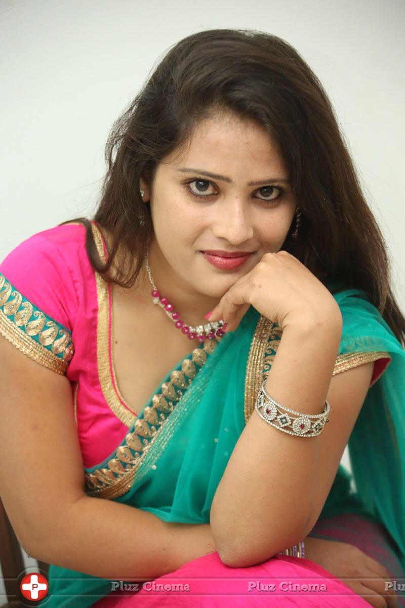Anusha Hot at Eka Aata Naade Audio Launch Photos | Picture 879489