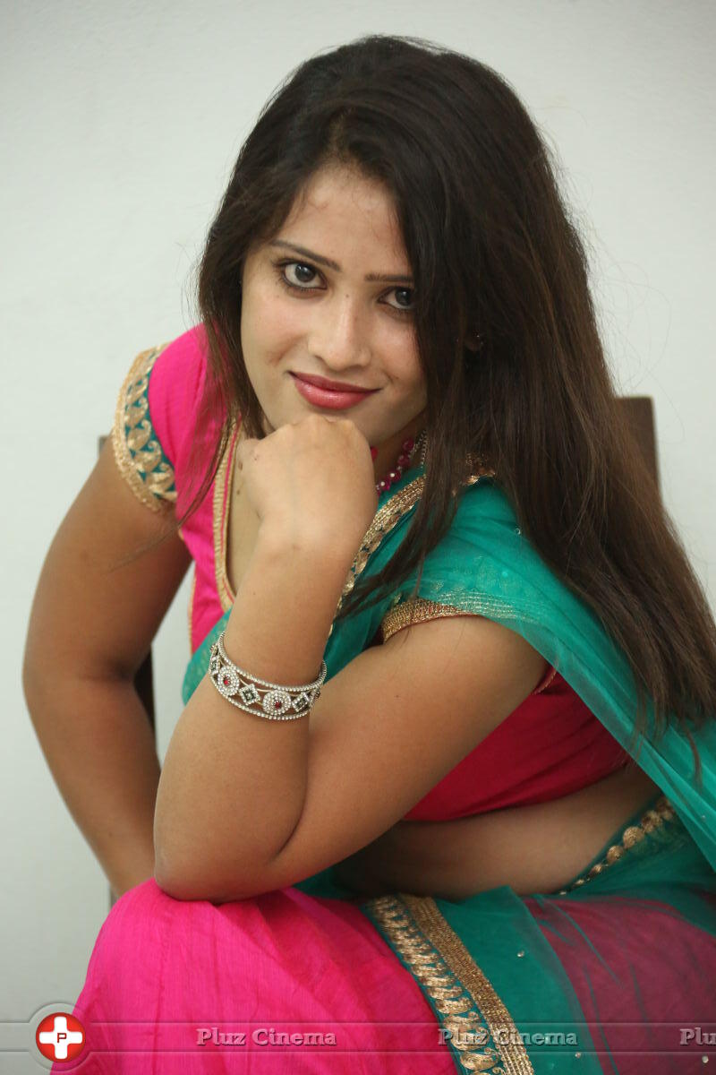 Anusha Hot at Eka Aata Naade Audio Launch Photos | Picture 879497