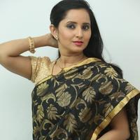 Ishika Singh New Photos | Picture 881432