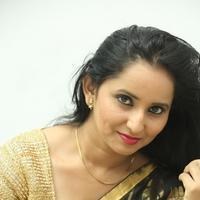 Ishika Singh New Photos | Picture 881457