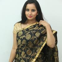 Ishika Singh New Photos | Picture 881469