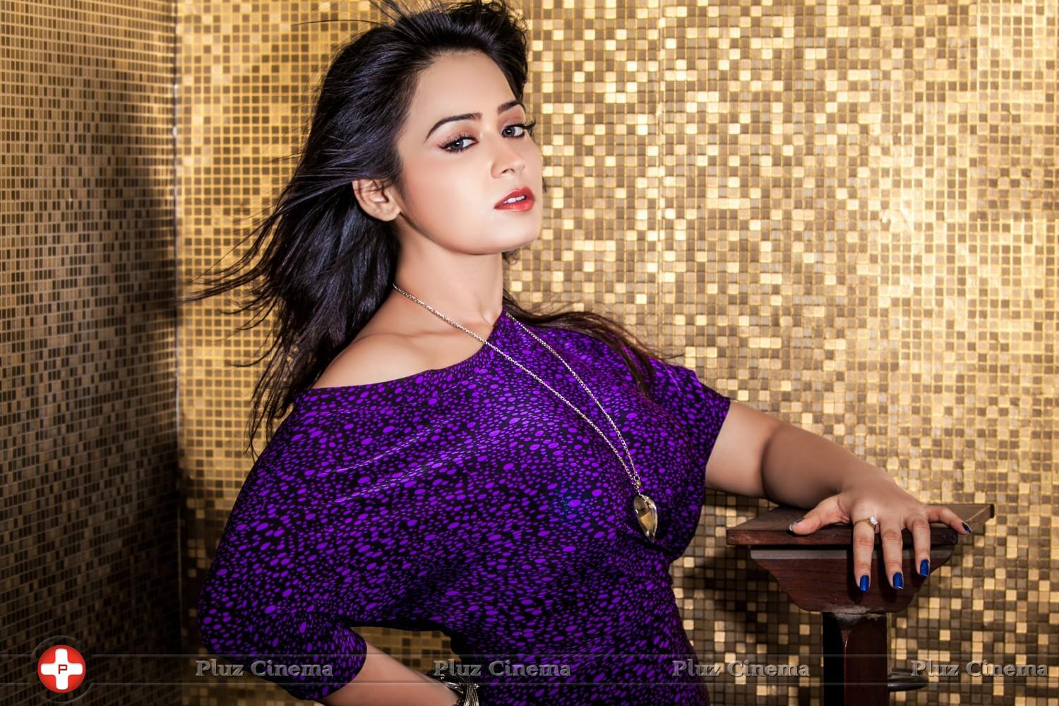 Actress Manisha Chatterjee Hot Photoshoot | Picture 846793