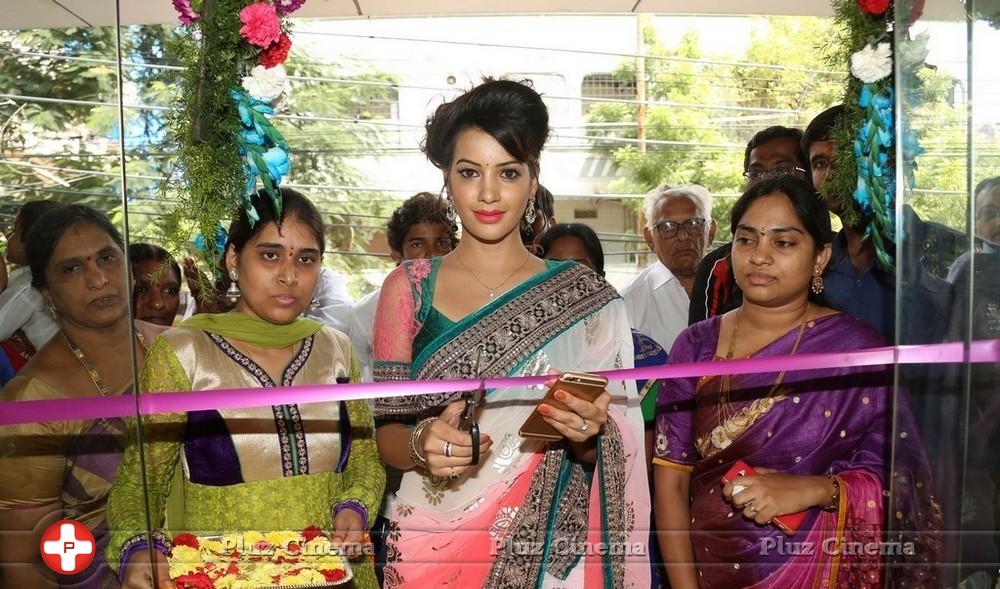 Deeksha Panth Launches Nakshatra Designer Store Photos | Picture 848098