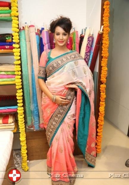 Deeksha Panth Launches Nakshatra Designer Store Photos | Picture 848124
