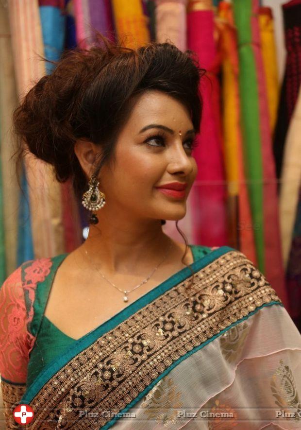 Deeksha Panth Launches Nakshatra Designer Store Photos | Picture 848156