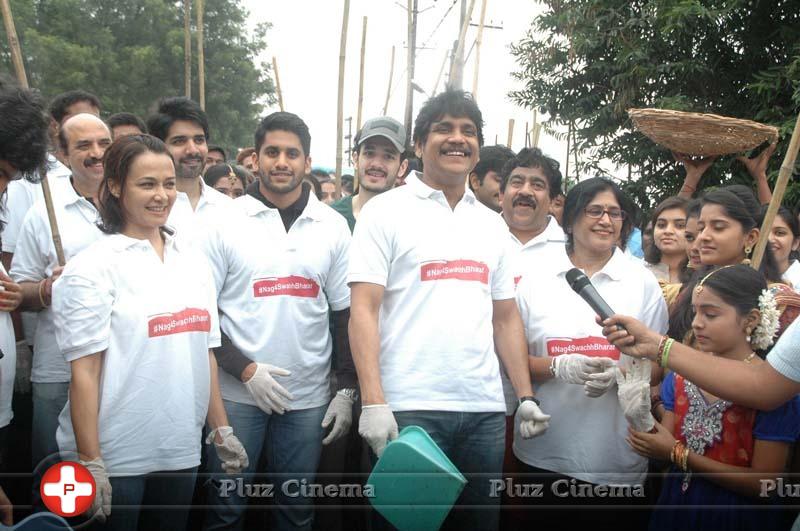 Nagarjuna Family Joins Swachh Bharat Photos | Picture 852327