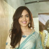 Ritu Varma in Saree Hot Photos | Picture 1060218