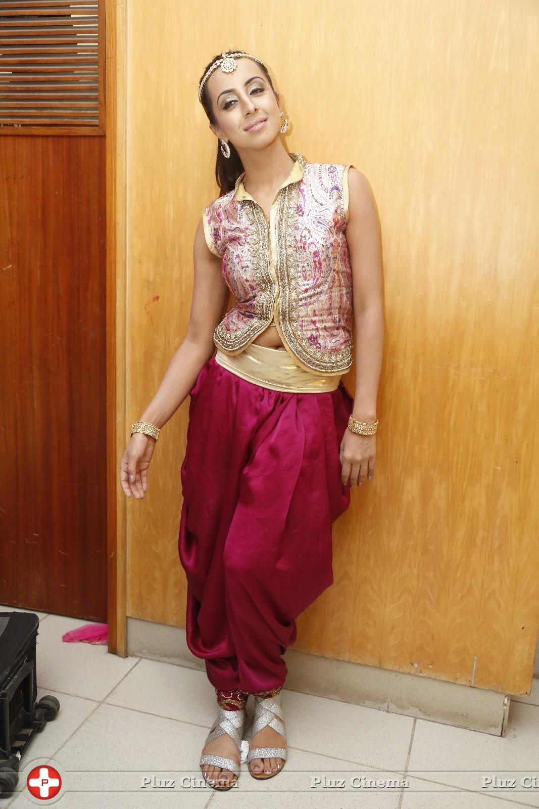 Sanjana Galrani Hot at TSR TV9 National Film Awards Backstage Photos | Picture 1068442