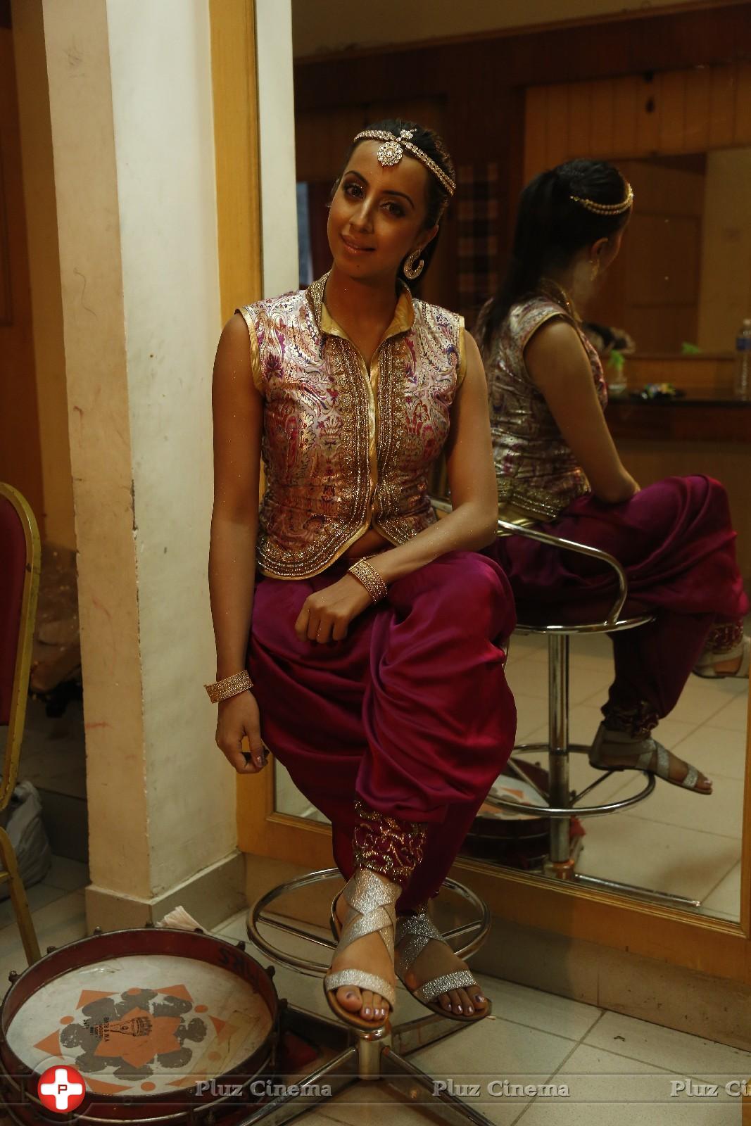 Sanjana Galrani Hot at TSR TV9 National Film Awards Backstage Photos | Picture 1068488