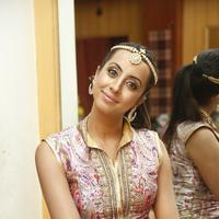 Sanjana Galrani Hot at TSR TV9 National Film Awards Backstage Photos | Picture 1068399