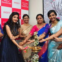 Actress Poonam Kaur Launches Anoos Franchise Salon and Clinic at Vanasthalipuram Photos | Picture 1432338