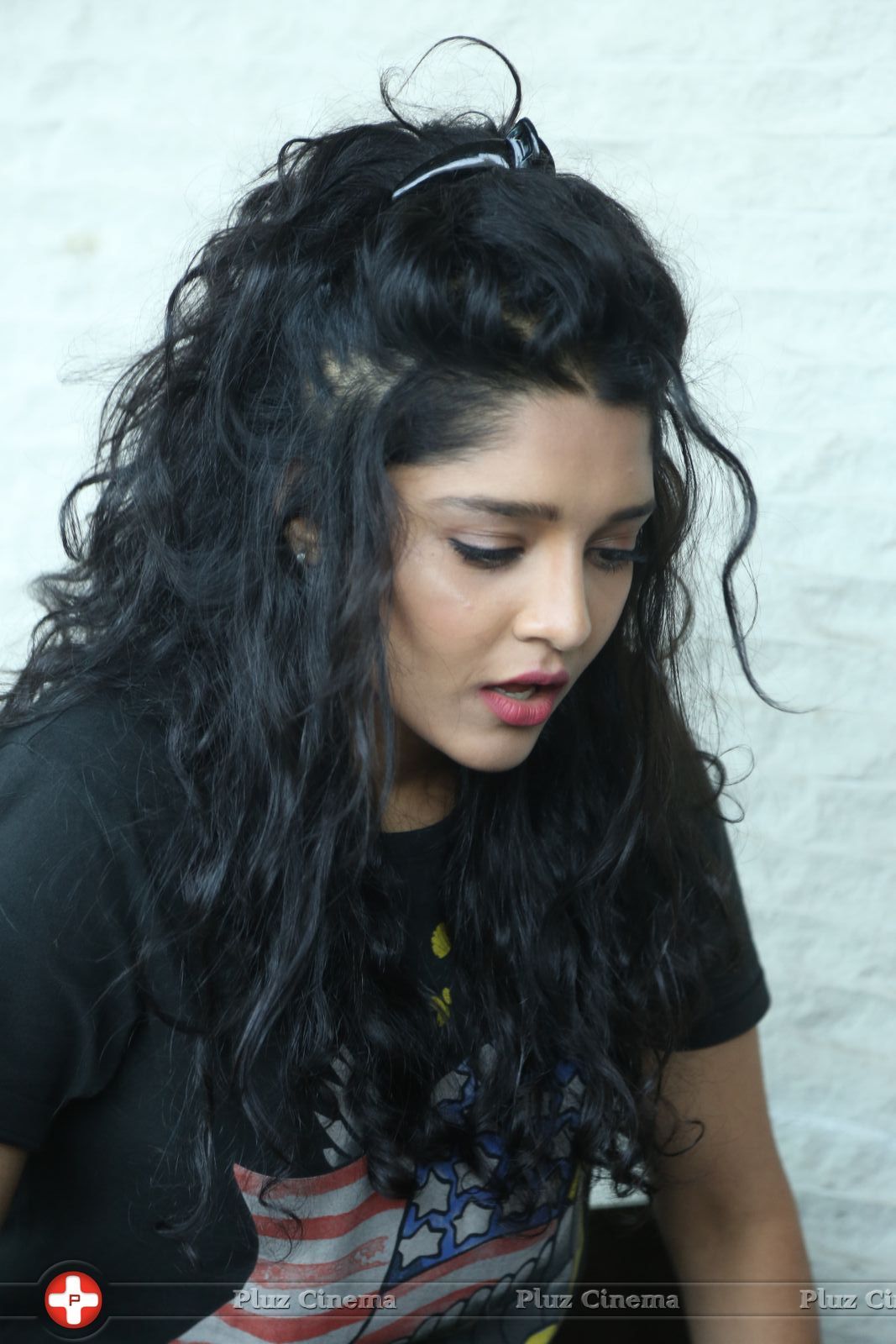 Ritika Singh at Shivalinga Movie Pressmeet Photos | Picture 1437525