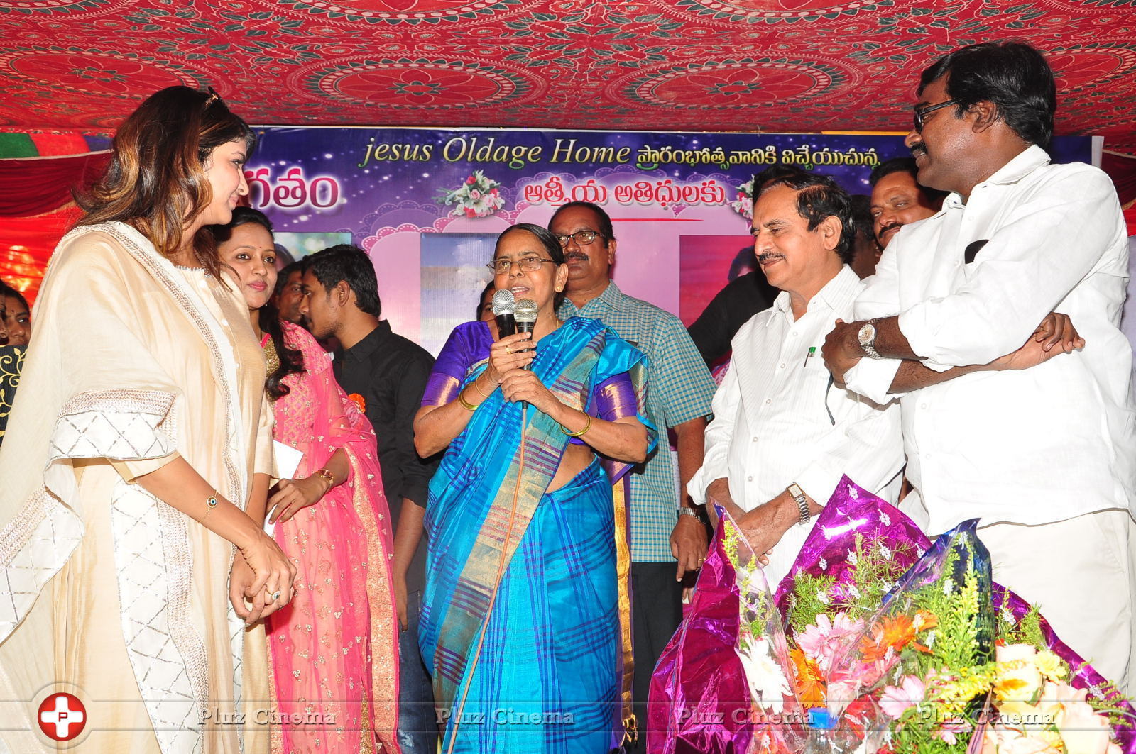 Lakshmi Manchu and Suma Kanakala Launches Jesus Old Age Home Photos | Picture 1439018