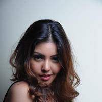 Komal Jha Latest Images | Picture 660220