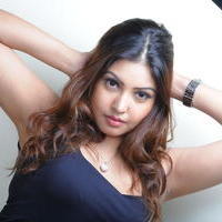 Komal Jha Latest Images | Picture 660230