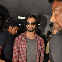 Shahid Kapoor - Yes Mart Opening in Madhapur Pictures | Picture 660377