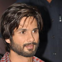 Shahid Kapoor - Yes Mart Opening in Madhapur Pictures | Picture 660400