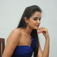 Asmita Sood Hot Photos at Aadu Magadura Bujji Platinum Disc Function | Picture 661307