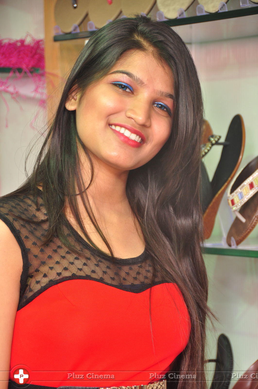 Isha Agarwal - Isha Agarwal Launches Moches 5 foot Fashion Store Pictures | Picture 664889