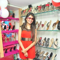 Isha Agarwal - Isha Agarwal Launches Moches 5 foot Fashion Store Pictures | Picture 664893