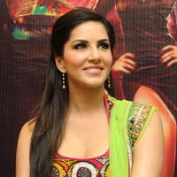 Sunny Leone Hot Photos at Jackpot Team Visits Kanishk Store | Picture 666952