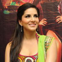 Sunny Leone Hot Photos at Jackpot Team Visits Kanishk Store | Picture 666953