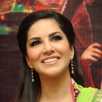 Sunny Leone Hot Photos at Jackpot Team Visits Kanishk Store | Picture 666956