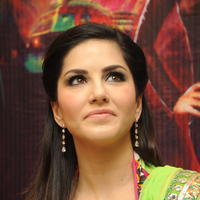 Sunny Leone Hot Photos at Jackpot Team Visits Kanishk Store | Picture 666959