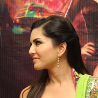 Sunny Leone Hot Photos at Jackpot Team Visits Kanishk Store | Picture 666969