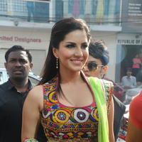 Sunny Leone Hot Photos at Jackpot Team Visits Kanishk Store | Picture 666830