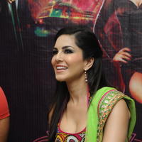 Sunny Leone Hot Photos at Jackpot Team Visits Kanishk Store | Picture 666839