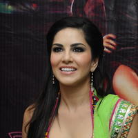 Sunny Leone Hot Photos at Jackpot Team Visits Kanishk Store | Picture 666842