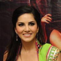 Sunny Leone Hot Photos at Jackpot Team Visits Kanishk Store | Picture 666847