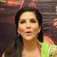 Sunny Leone Hot Photos at Jackpot Team Visits Kanishk Store | Picture 666881