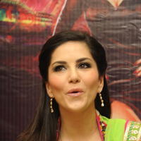 Sunny Leone Hot Photos at Jackpot Team Visits Kanishk Store | Picture 666882