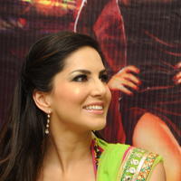 Sunny Leone Hot Photos at Jackpot Team Visits Kanishk Store | Picture 666885