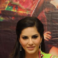 Sunny Leone Hot Photos at Jackpot Team Visits Kanishk Store | Picture 666887