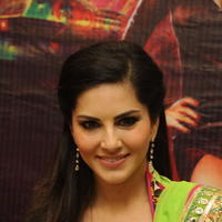 Sunny Leone Hot Photos at Jackpot Team Visits Kanishk Store | Picture 666889