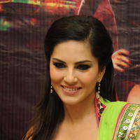 Sunny Leone Hot Photos at Jackpot Team Visits Kanishk Store | Picture 666893